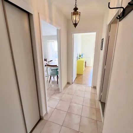 Juan Les Pins - Town Center - 4 People Appartement *