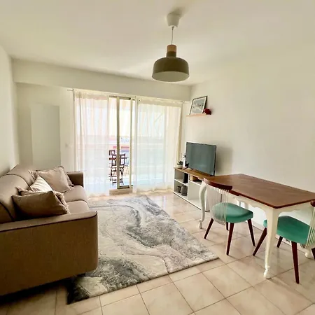 Apartment Juan Les Pins - Town Center - 4 People